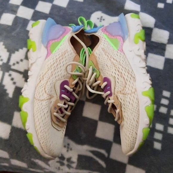 Nike React Vision D/MSIX Beige Pastel Colors Running Shoe Sneaker Size 7.5 - Picture 3 of 10